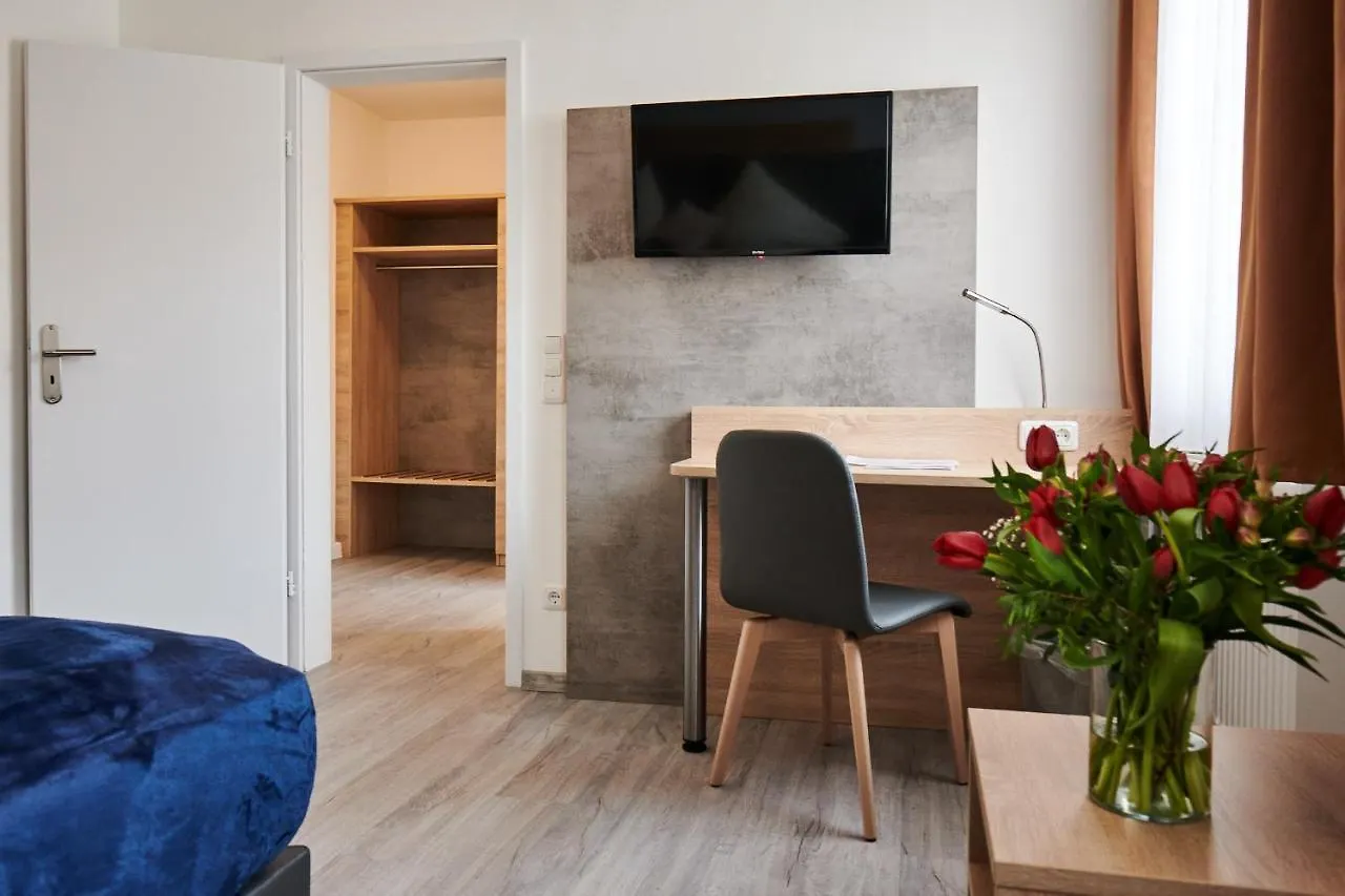 Zur Allacher Muehle Karlsfeld Guest house