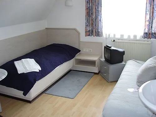 Zur Allacher Muehle Karlsfeld Guest house